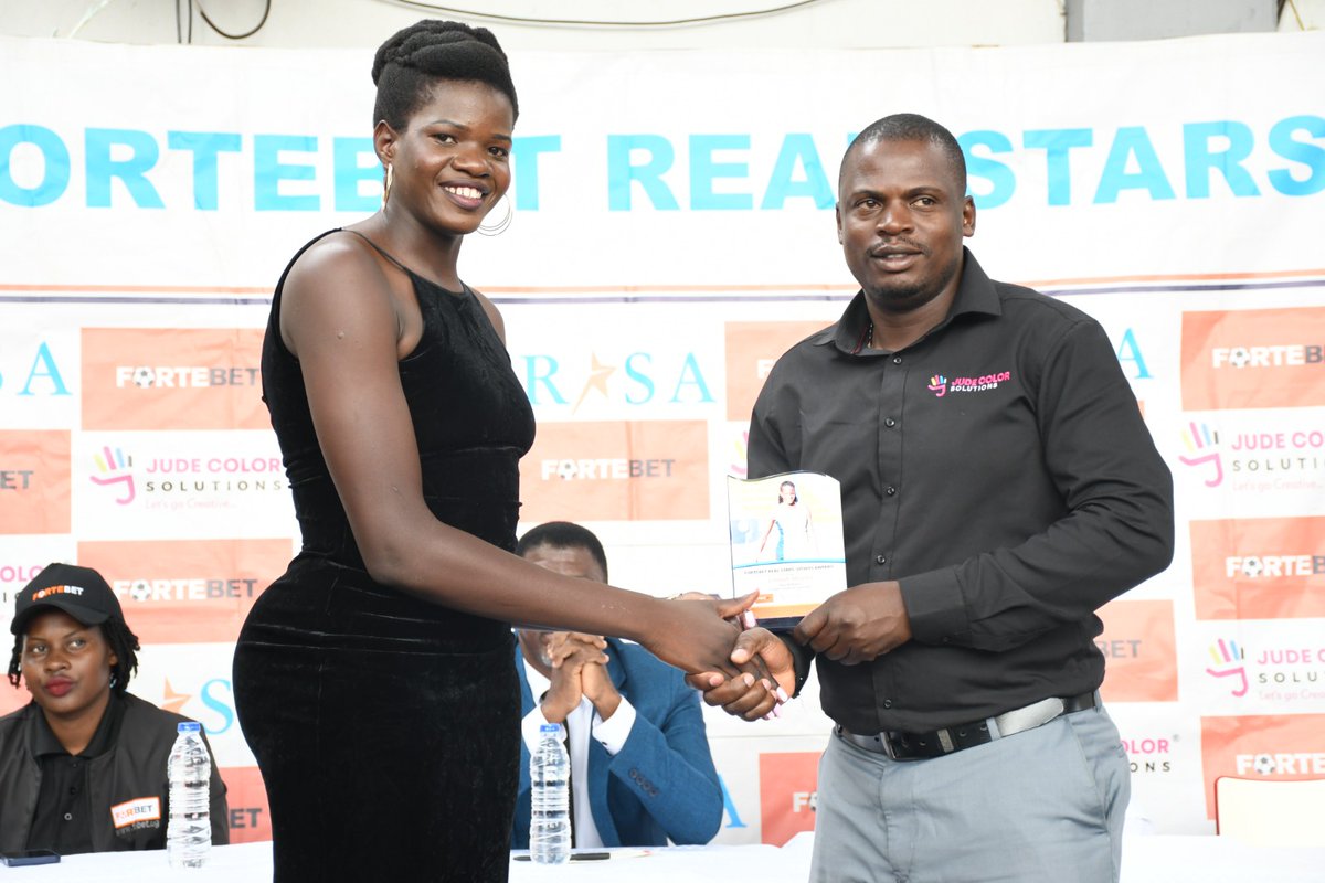 AwardsReal's tweet image. 🏐Netball | @UCUniversity Angels captain and defender Linda Muzigo is our June, 2025 winner 🥳🎊
Muzigo has been a rock in defence for the Mukono based side as they continue to top the table of the  @UgandaNetball League. 
📸@sportslens1
@fortebet_uganda  @jude_color 
#RealAwards