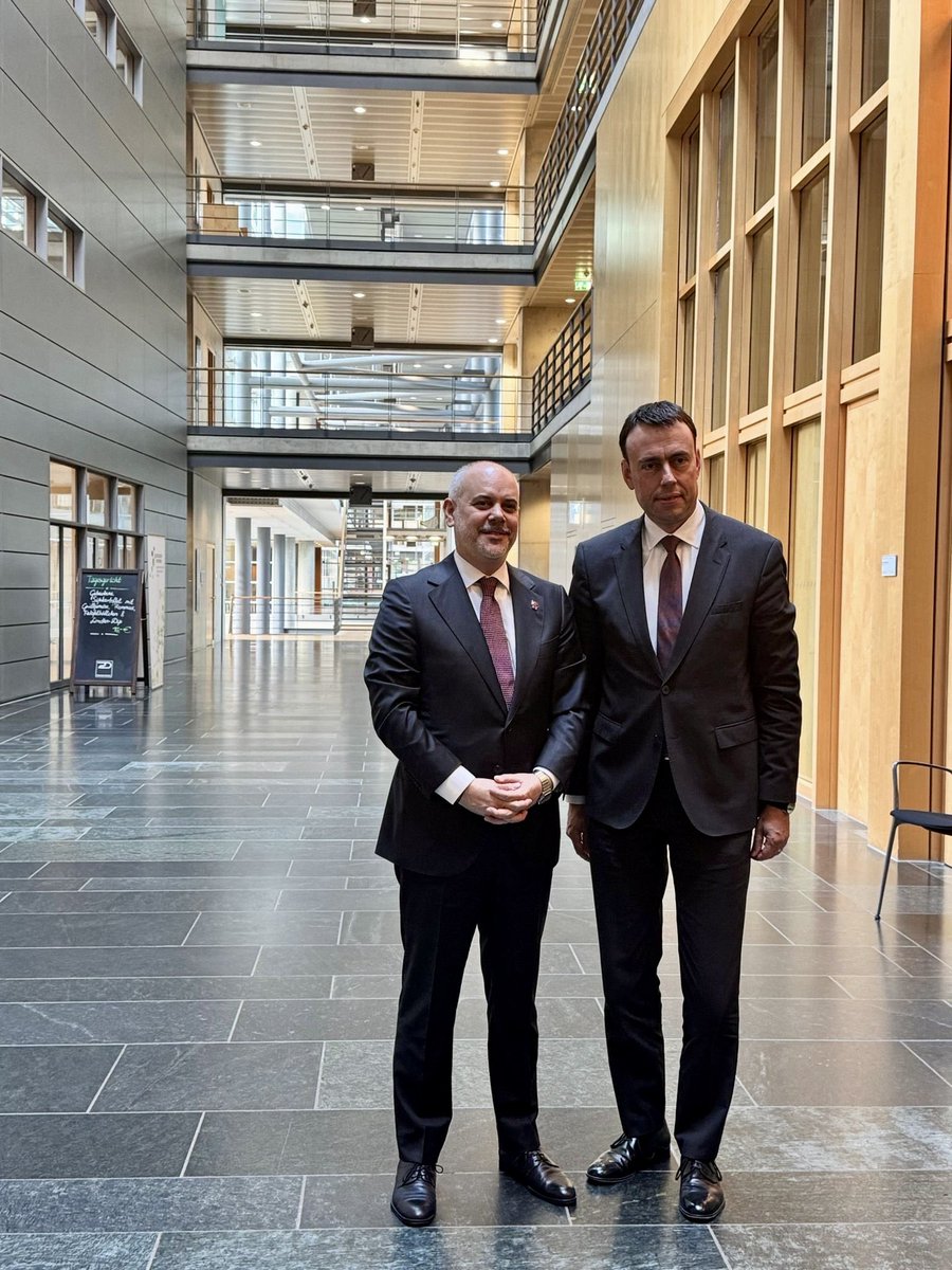 Nils Schmid (@nilsschmid) on Twitter photo 🤝 Mit <a href="/tuncerbakirhan/">Tuncer BAKIRHAN</a>, dem Co-Vorsitzenden der DEM Partei, sprachen wir über die aktuelle Situation der Kurdinnen und Kurden in der Türkei.
🤝 Ebenso begrüßte ich <a href="/ackilic76/">Akif Çağatay Kılıç</a>, außenpolitischer Berater von Präsident Erdoğan im Bundestag. 🤝 Mit <a href="/tuncerbakirhan/">Tuncer BAKIRHAN</a>, dem Co-Vorsitzenden der DEM Partei, sprachen wir über die aktuelle Situation der Kurdinnen und Kurden in der Türkei.
🤝 Ebenso begrüßte ich <a href="/ackilic76/">Akif Çağatay Kılıç</a>, außenpolitischer Berater von Präsident Erdoğan im Bundestag.