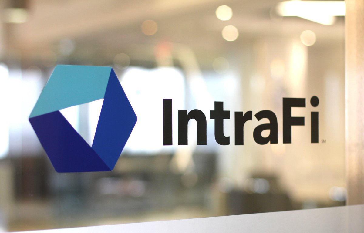 IntraFi's tweet image. Honored to be named a top-10 midsize workplace by @washingtonpost! From pioneering reciprocal deposits to growing the largest bank network of its kind, our mission has always been to empower community & regional banks—and the communities they serve. ow.ly/CK6L50Wj71N