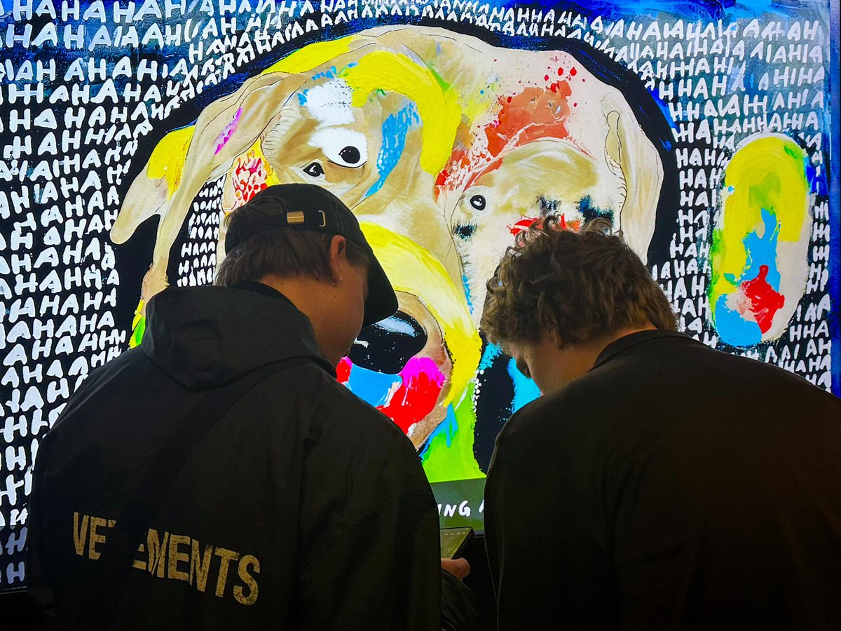 204_ai's tweet image. Explore the HAHA universe in Linz — a collab between @burst_cryptoart + 204!
🪞 Magic Mirror: see yourself in BURST’s world
📖 Prompt Book: create art in his style
Open daily Linz until July 17 — Don’t miss it if you’re nearby.