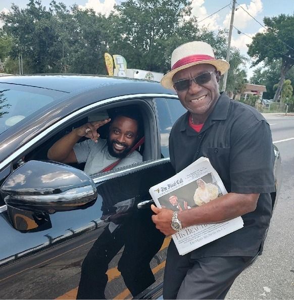 OfficialNOI's tweet photo. Despite hot temperatures across the country, the Fruit of Islam (F.O.I.), the men who belong to the Nation of Islam, continue in their efforts to share the truth, life, light and power contained in the Teachings of the Most Honorable Elijah Muhammad in @TheFinalCall newspaper.

https://t.co/b0eghUVRbw