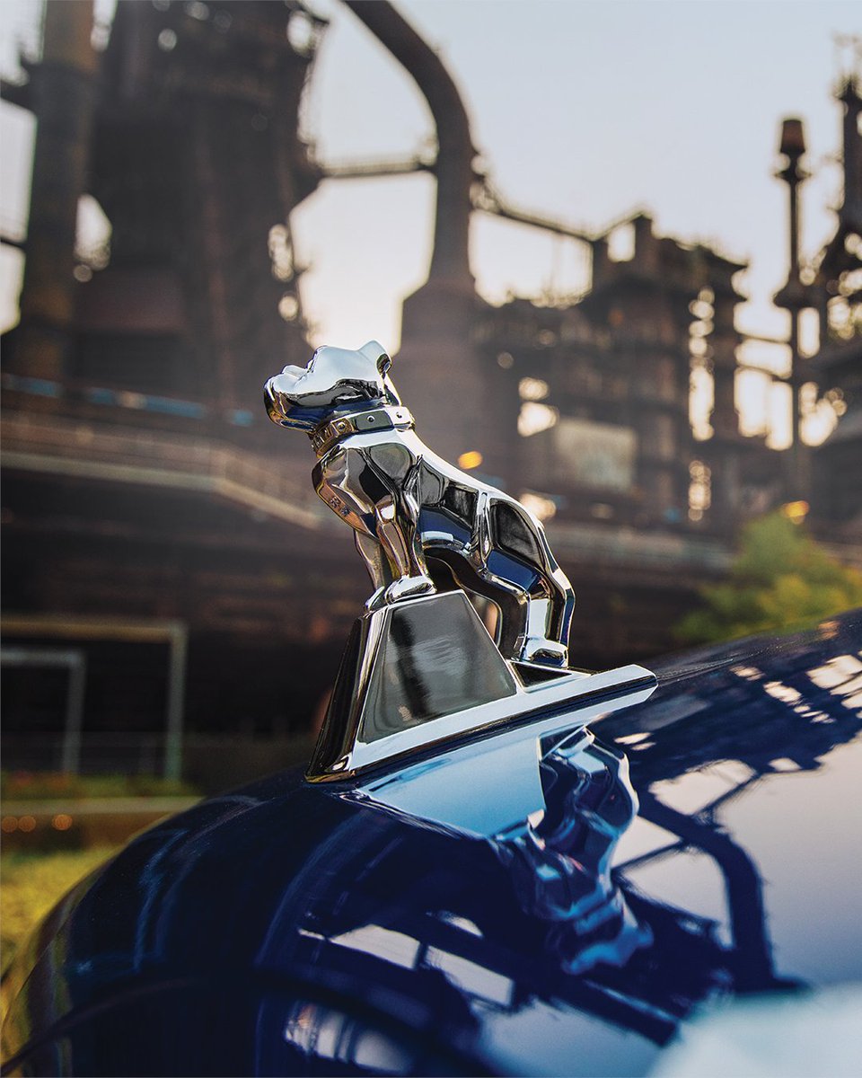 Macmillan Oil Co. of Allentown, Inc. is showing what a Mack Granite can do, and who it’s done for, while keeping the region moving since 1937. Check out their sharp patriotic wrap!

📅: July #MackCalendarContest 2024 winner