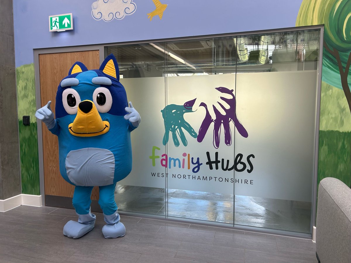 We are expanding our Family Hubs to provide essential support for families, children, and young people. New locations are being planned in Daventry, Northampton town centre, and other areas. But we need your input 🏡💙 

Have your say at ow.ly/bzgZ50Wj5gi