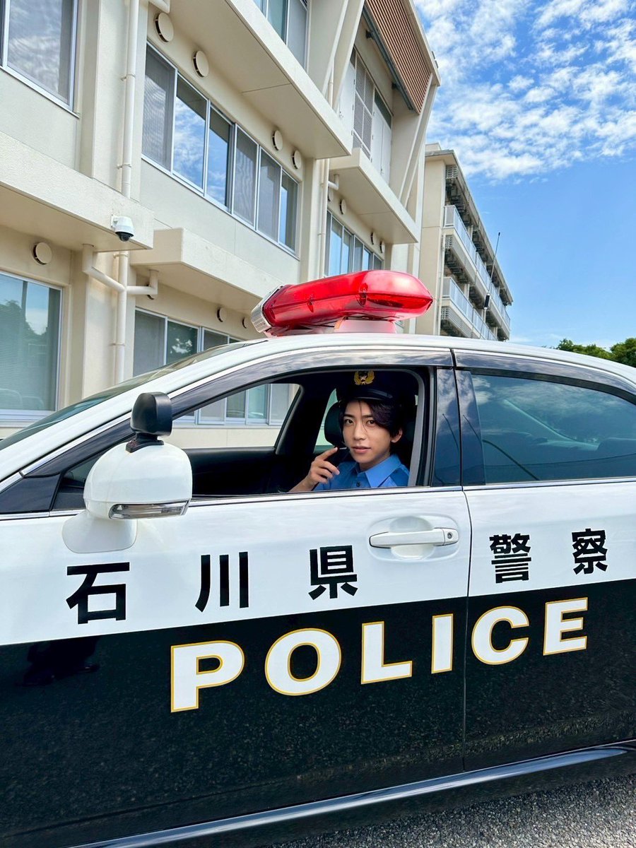 z_kocho's tweet image. 明日よる7時の #絶好調W は…！

▼#鈴木大河の推しタイガー🐯💙
石川県警察学校を初体験！
大迫力の逮捕術に驚愕👮

▼DON DON ドンブリー🔥
インパクト大のドンブリ2連発

▼がんこうまい中継
夏に行きたい！ビアテラス🍻☀️

#馬場ももこ #前田慶次郎 #鈴木大河 #IMP. #エイトMAN #近藤千優