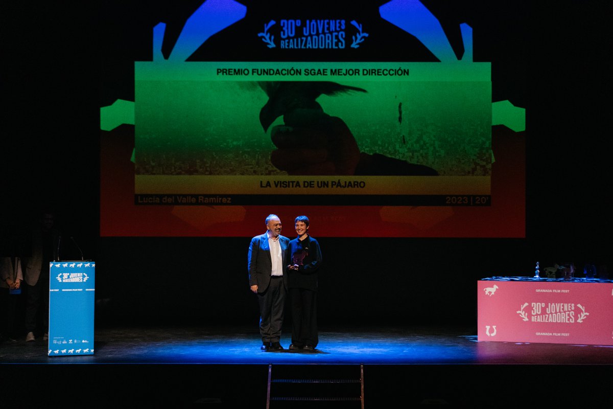 💥Abierta la segunda edición de la Competición Vibraciones, certamen de 🎞️cortometrajes y mediometrajes para cineastas andaluces con el foco en el descubrimiento de nuevos talentos y la celebración de la diversidad del cine contemporáneo.