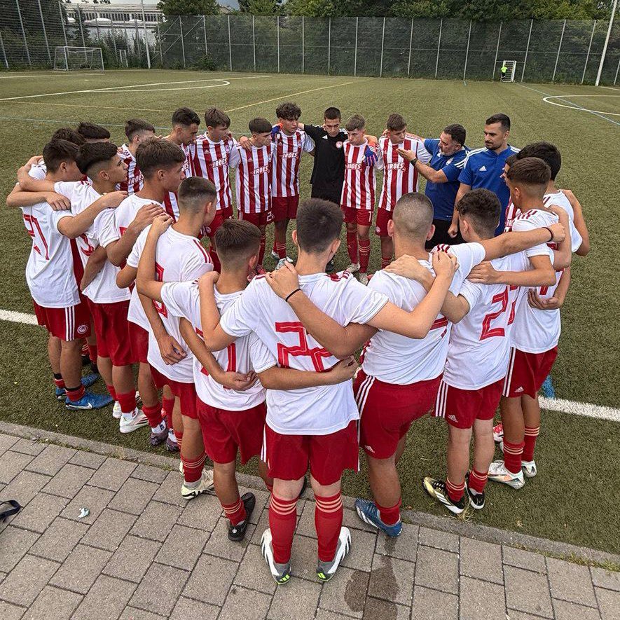 olyfcacademy's tweet image. 🇩🇪 Η Σχολή Ταύρου στη Γερμανία! 🔴⚪️
➡️ instagram.com/p/DLj_HCbsCM0/…
#Olympiacos #OlympiacosFCAcademy #OlympiacosSoccerSchools #Germany