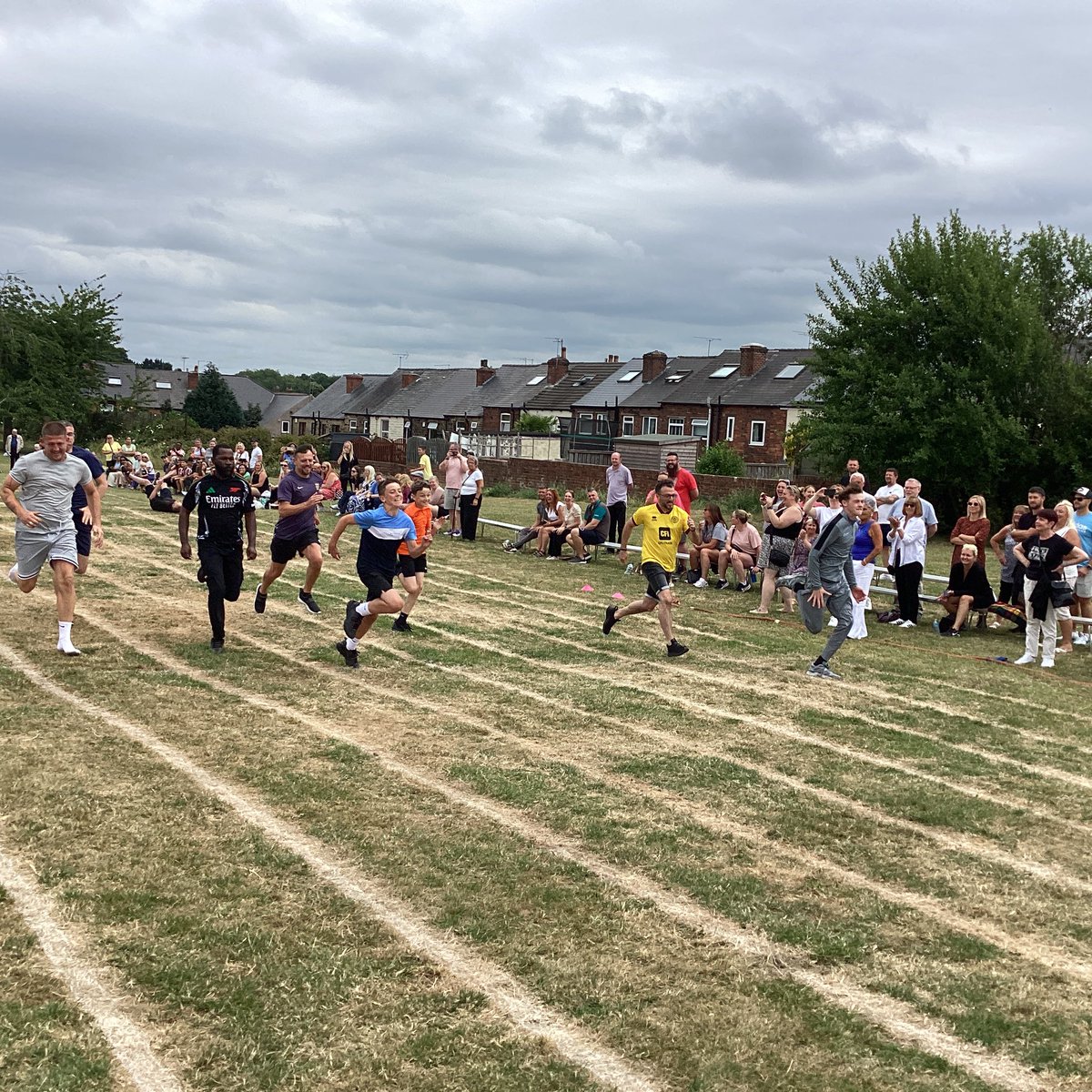 IntakeSchool's tweet photo. Thank you to all our parent/friends helpers, supporters and willing runners. We had a lovely time this morning at Y5/6 sports day and were really impressed with the sportsmanship, support and behaviour of all our pupils. #peatintake https://t.co/IihRuqRC2S