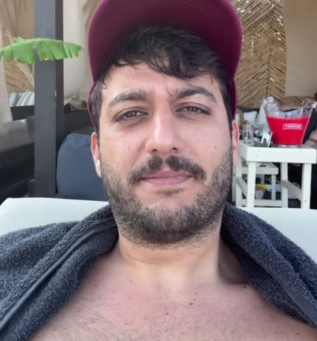 Seni çok seviyorum iyi ki doğdun <a href="/cenann/">Cenan Adıgüzel</a> KALBİN HANGİ GÜZEL ŞEY İÇİN ÇARPIYORSA HER DOĞAN GÜNEŞ SANA ONU GETİRSİN DOĞUM GÜNÜN KUTLU OLSUN 🤍🫂 SEVDİKLERİNLE BERABER MUTLU HUZURLU SAĞLIKLİ NİCE SENELERE ALLAH UZUN ÖMÜR VERSİN 💋