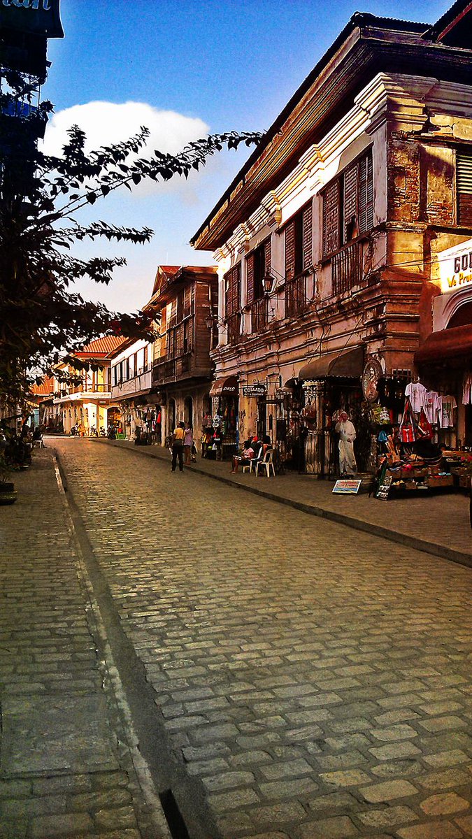 Junfil Olarte (@twjourney) on Twitter photo #Vigan: A journey Through Time davestravelcorner.com/journals/desti… #Travel #Philippines <a href="/DaveDTC/">Dave's Travel Corner</a> #Vigan: A journey Through Time davestravelcorner.com/journals/desti… #Travel #Philippines <a href="/DaveDTC/">Dave's Travel Corner</a>