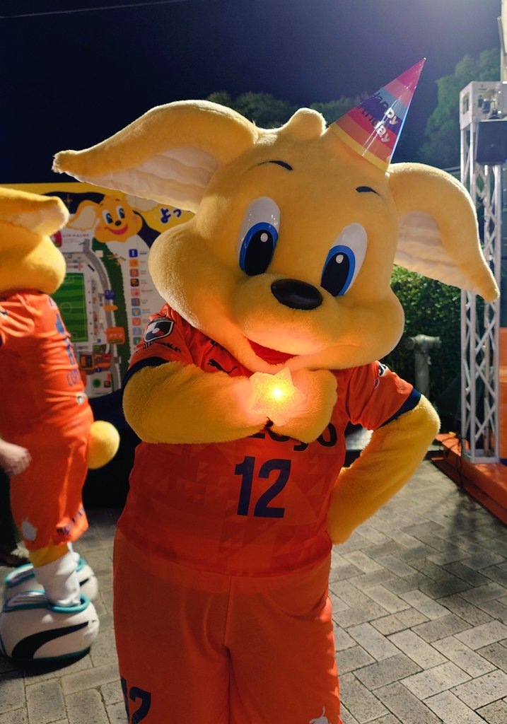 SnsDaiichi's tweet photo. \第7️⃣7️⃣回 #第一不動産 Presents🎁〜不動産・管理🏡は第一不動産へ🎉/

🍊エスパルス戦チケット🎫
抽選で1名様へプレゼント🧡🧡🧡

〜SS席ペアチケット＋🅿️券〜
#清水エスパルス 🆚 #横浜FC
2025年7月20日(日) 18時30分Kickoff
🏟#IAIスタジアム日本平

⬇つづく
#spulse
#すろーかる 7 月号も🎁 https://t.co/RRMTjb7iHU