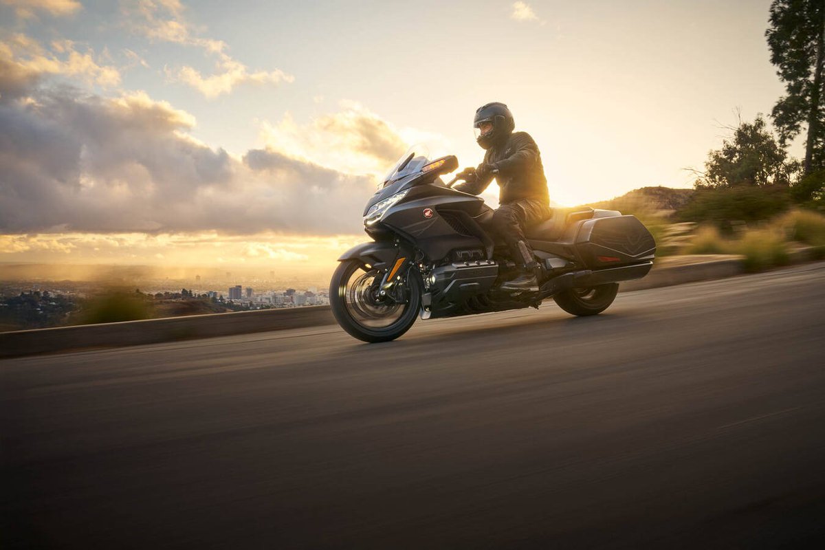 🔹 El sector de la moto y los vehículos ligeros registra un crecimiento del 5,5% en el primer semestre con un total de 124.269 matriculaciones.
🔹 En junio el sector registró 27.342 uds (+20,4%)

Más información, a continuación:bit.ly/40qt60w