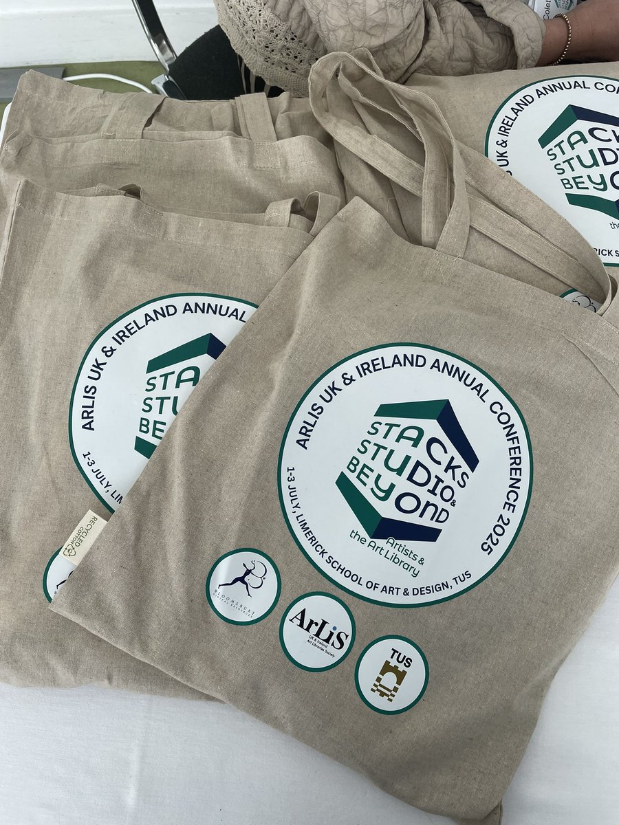 TUS_LibraryMW's tweet image. #ARLIS2025 is starting at #LSAD