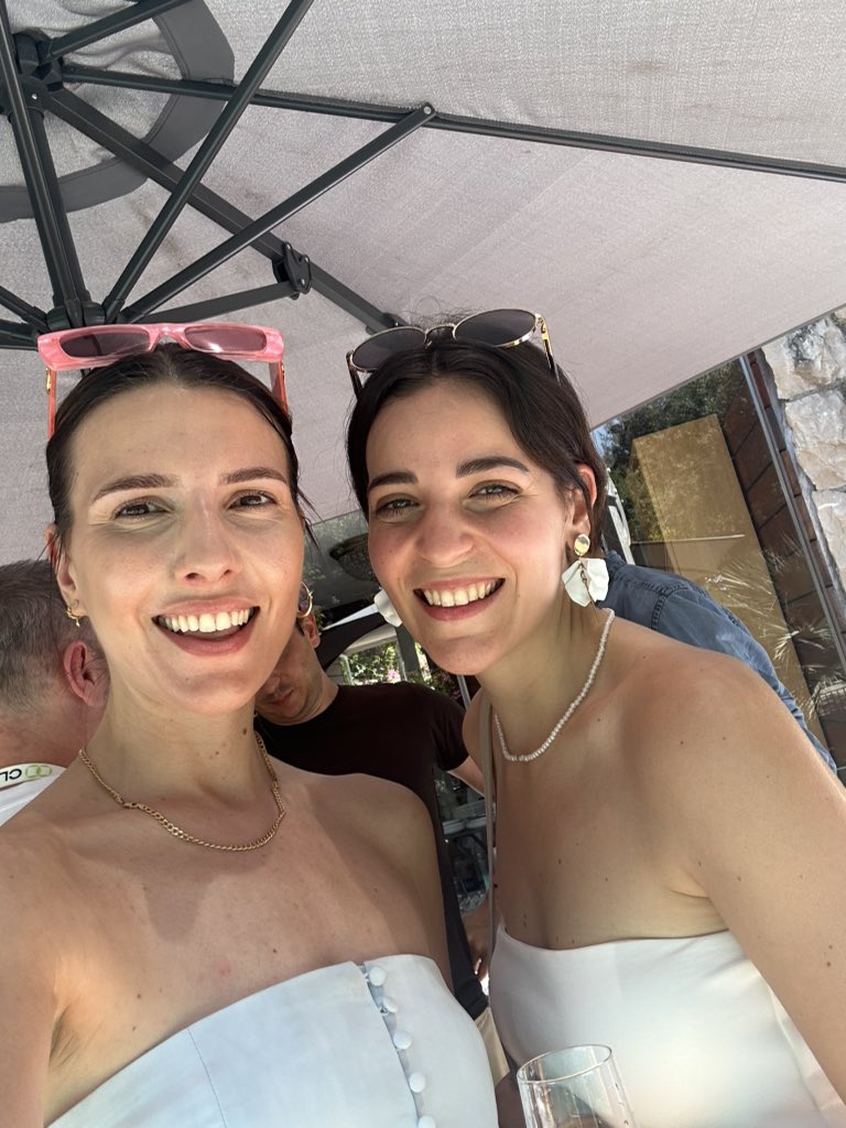 Paulacomesfirst's tweet image. So nice to meet you @Fedxyz