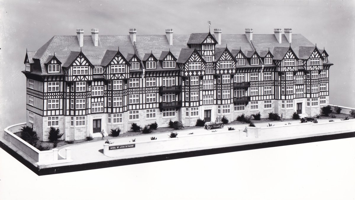davidjohnlund's tweet image. Today's model from my book Model Britain is from Chapter 2 - Clifton Court, made by Thorp in 1930.