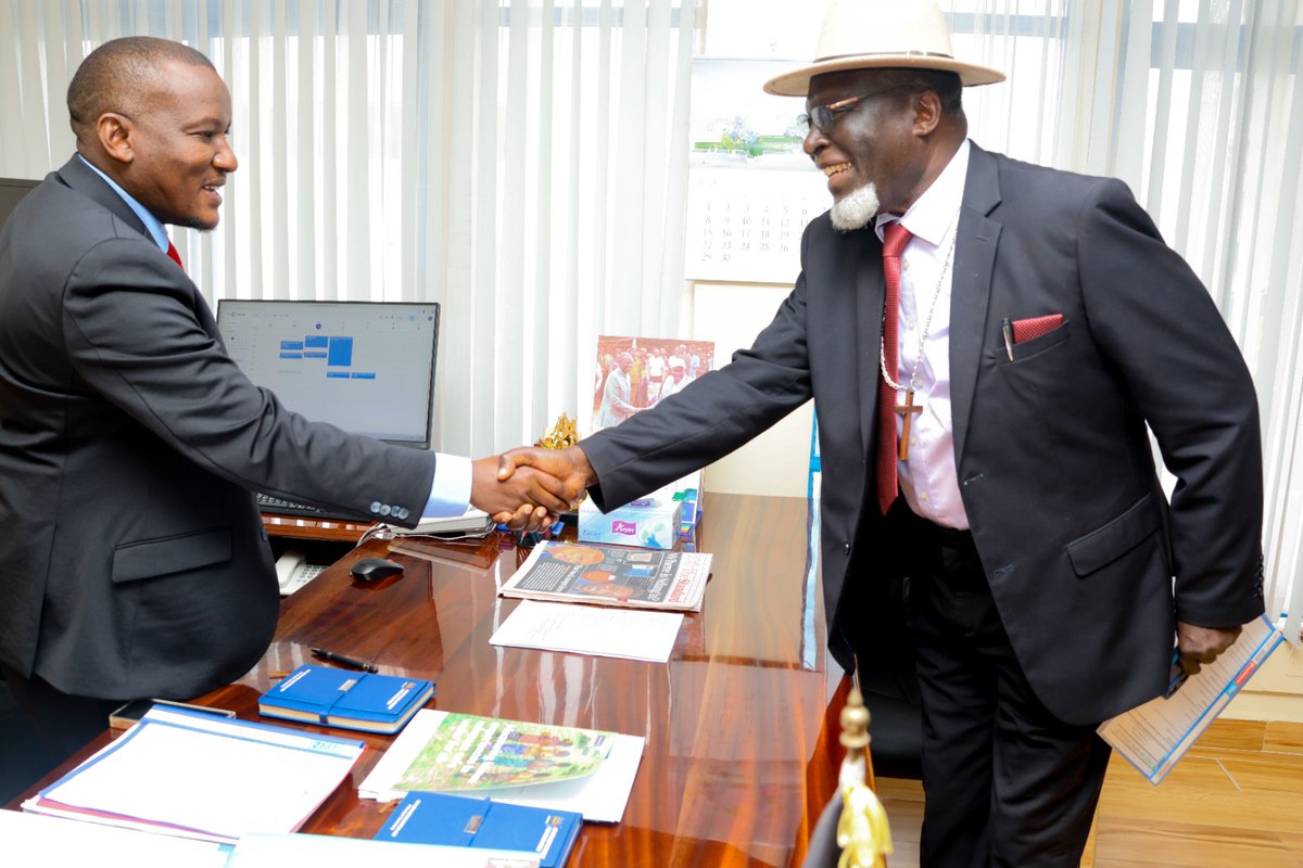 EphantusKim's tweet image. It was a great pleasure hosting Bishop Titus Masika of the Christian Impact Mission (CIM) for a meaningful engagement on advancing the Bottom-Up Economic Transformation Agenda (BETA). Bishop Masika is a visionary leader and pioneer of household water pans—a model that has…
