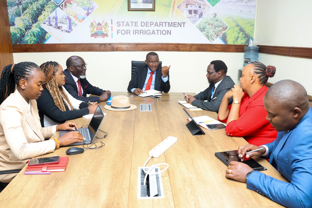 EphantusKim's tweet image. It was a great pleasure hosting Bishop Titus Masika of the Christian Impact Mission (CIM) for a meaningful engagement on advancing the Bottom-Up Economic Transformation Agenda (BETA). Bishop Masika is a visionary leader and pioneer of household water pans—a model that has…