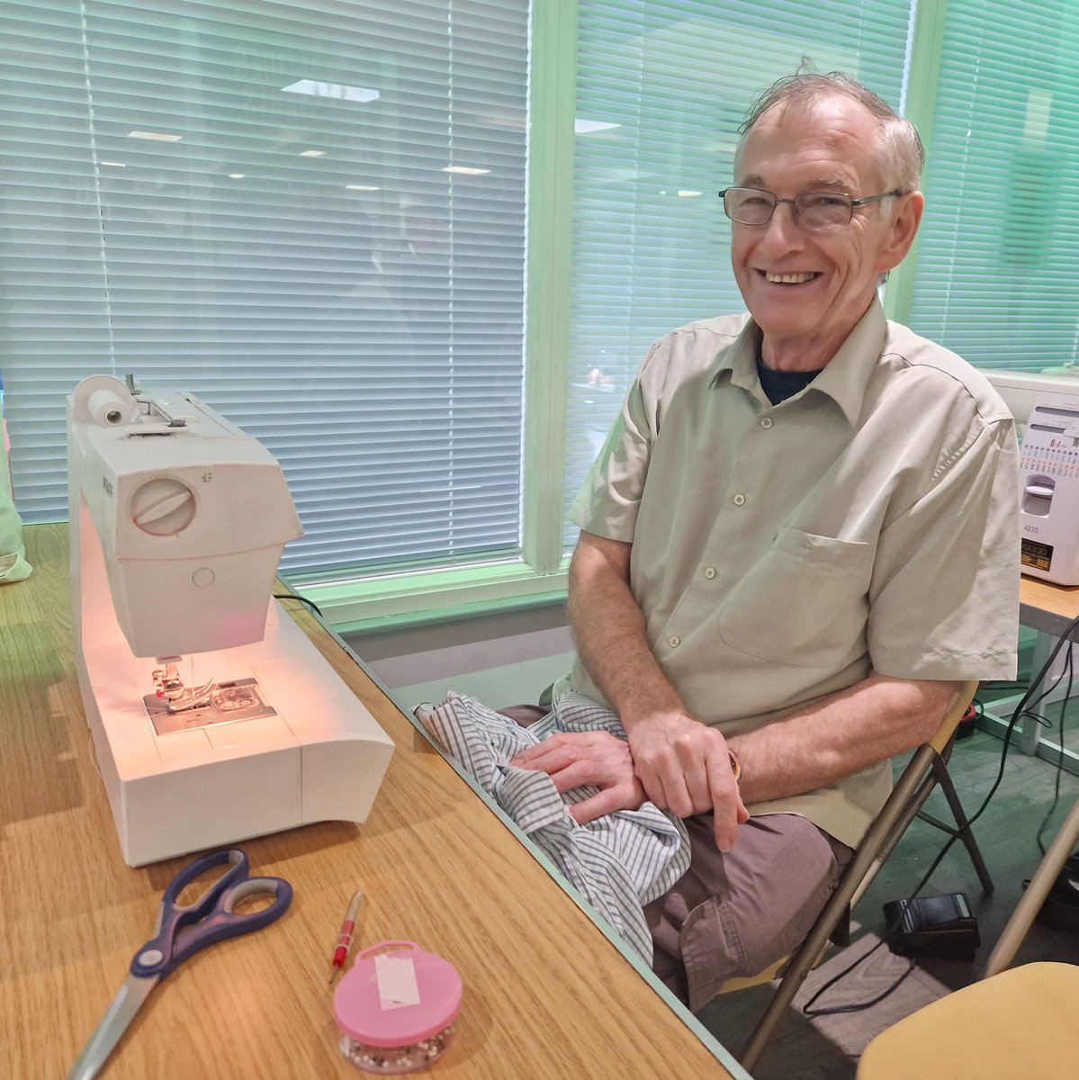 Fix it, don't bin it! 🗑️ ❌ 
If you've got broken items gathering dust at home, why not give them a new lease of life by bringing them to get fixed at our our special Repair and Reuse Day at the @bofbbunker this Saturday from 10am to 2pm ♻️ 
Learn more 👉 buff.ly/ty6joUF