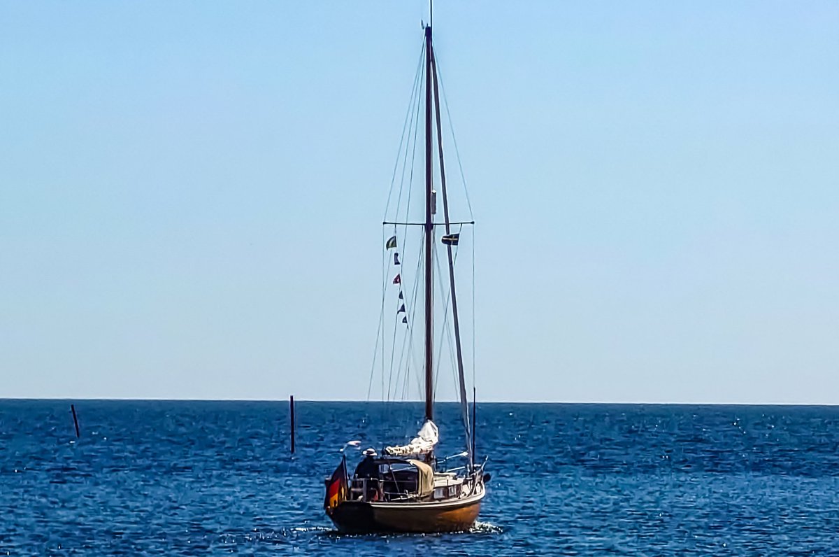 LisavonSteijern's tweet photo. Good Tuesday
Spend the day in Simrishamn, located on the east coast of Skåne, by the Baltic Sea
##simrishamn #photofrommyheart https://t.co/YtbaDdtOww