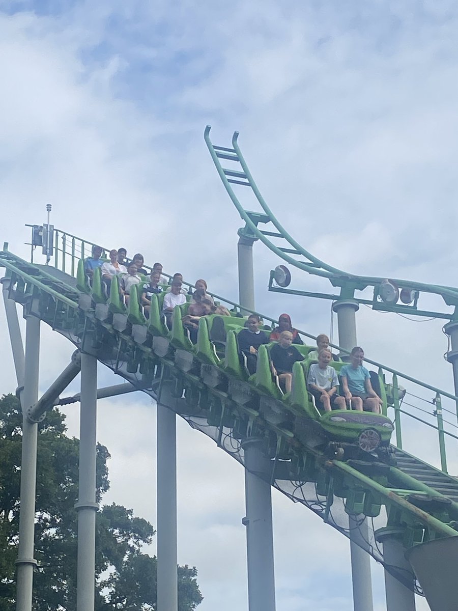 SwithPrimarySch's tweet image. Lots of rides ridden and lots of fun being had! #Class4Swithland