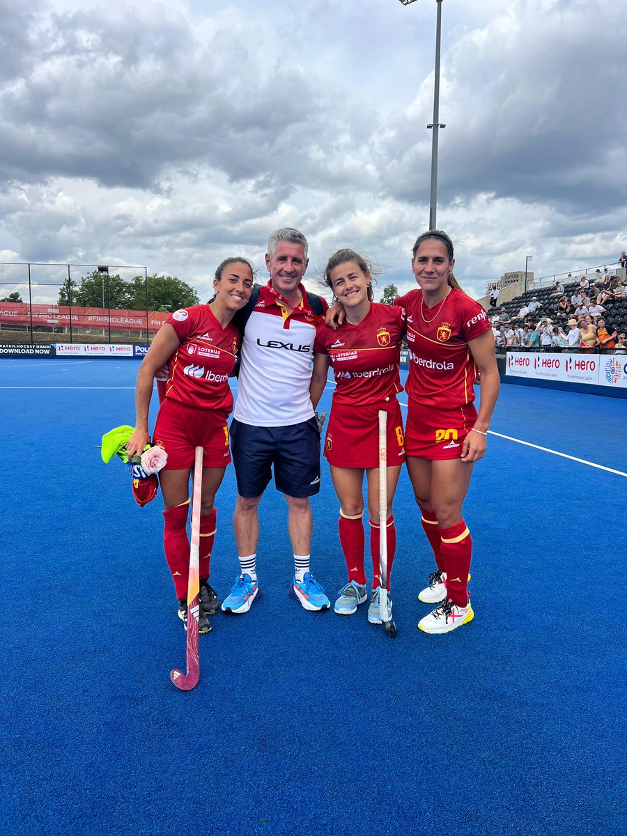 Carlos Garcia Cuenca (@carlosgcuenca) on Twitter photo Objetivo cumplido: 6ª posición.
Permanencia conseguida y gran rendimiento del equipo en nuestra primera participación en PL.
Gracias jugadoras, staff, clubes y <a href="/rfe_hockey/">RFEH Hockey</a> . Trabajo de todos.
<a href="/FIH_Hockey/">International Hockey Federation</a> <a href="/COE_es/">Comité Olímpico Español</a> <a href="/deportegob/">CSD</a>
#hockeyespaña Objetivo cumplido: 6ª posición.
Permanencia conseguida y gran rendimiento del equipo en nuestra primera participación en PL.
Gracias jugadoras, staff, clubes y <a href="/rfe_hockey/">RFEH Hockey</a> . Trabajo de todos.
<a href="/FIH_Hockey/">International Hockey Federation</a> <a href="/COE_es/">Comité Olímpico Español</a> <a href="/deportegob/">CSD</a>
#hockeyespaña