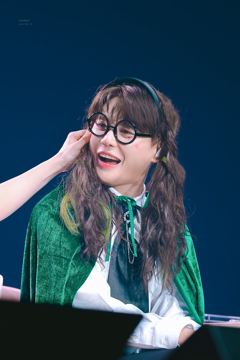 우리 샤엘피는 사랑만 받으세요💚🩷