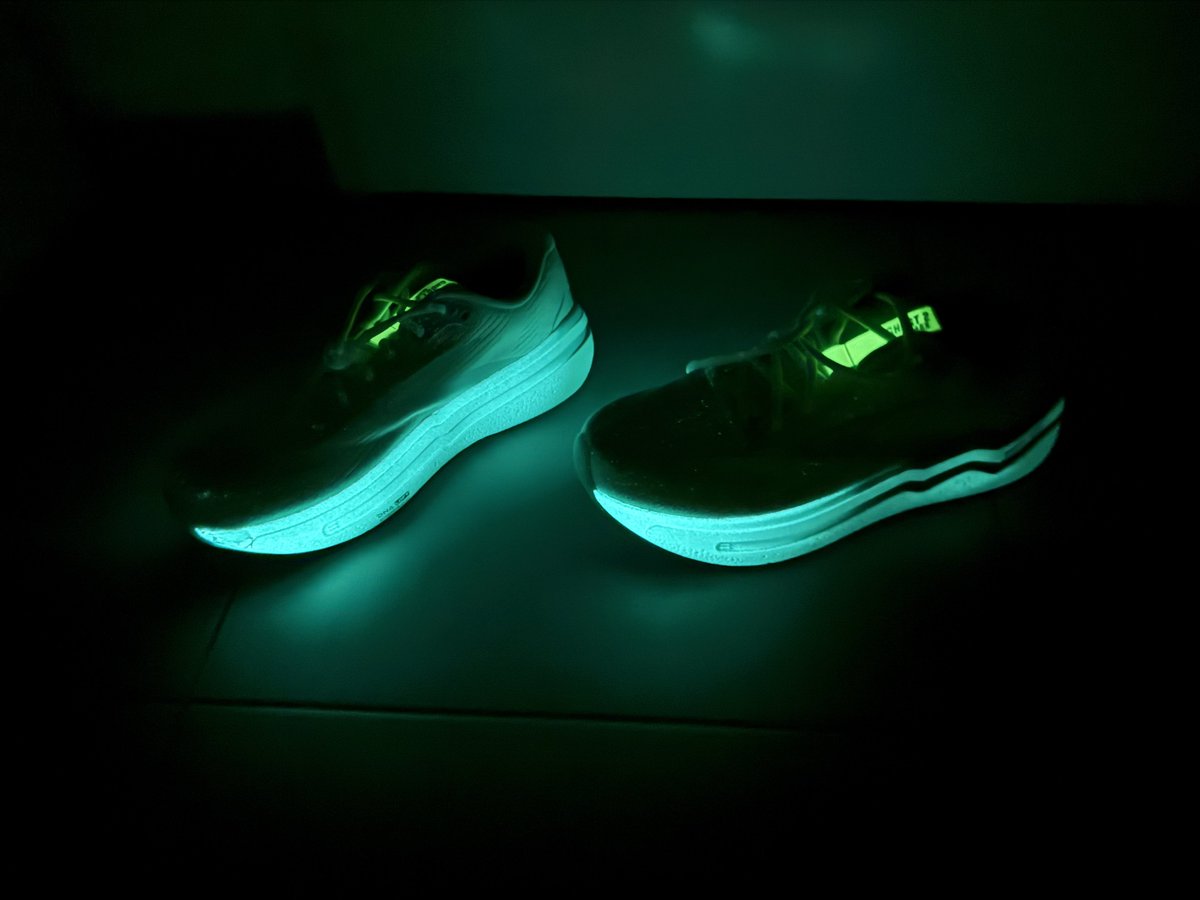 juliendubois's tweet image. Wow I just bought a new pair of Brooks Ghost Max running shoes… I took the weird-looking model because it was half price, and they glow in the dark!! How cool is that?