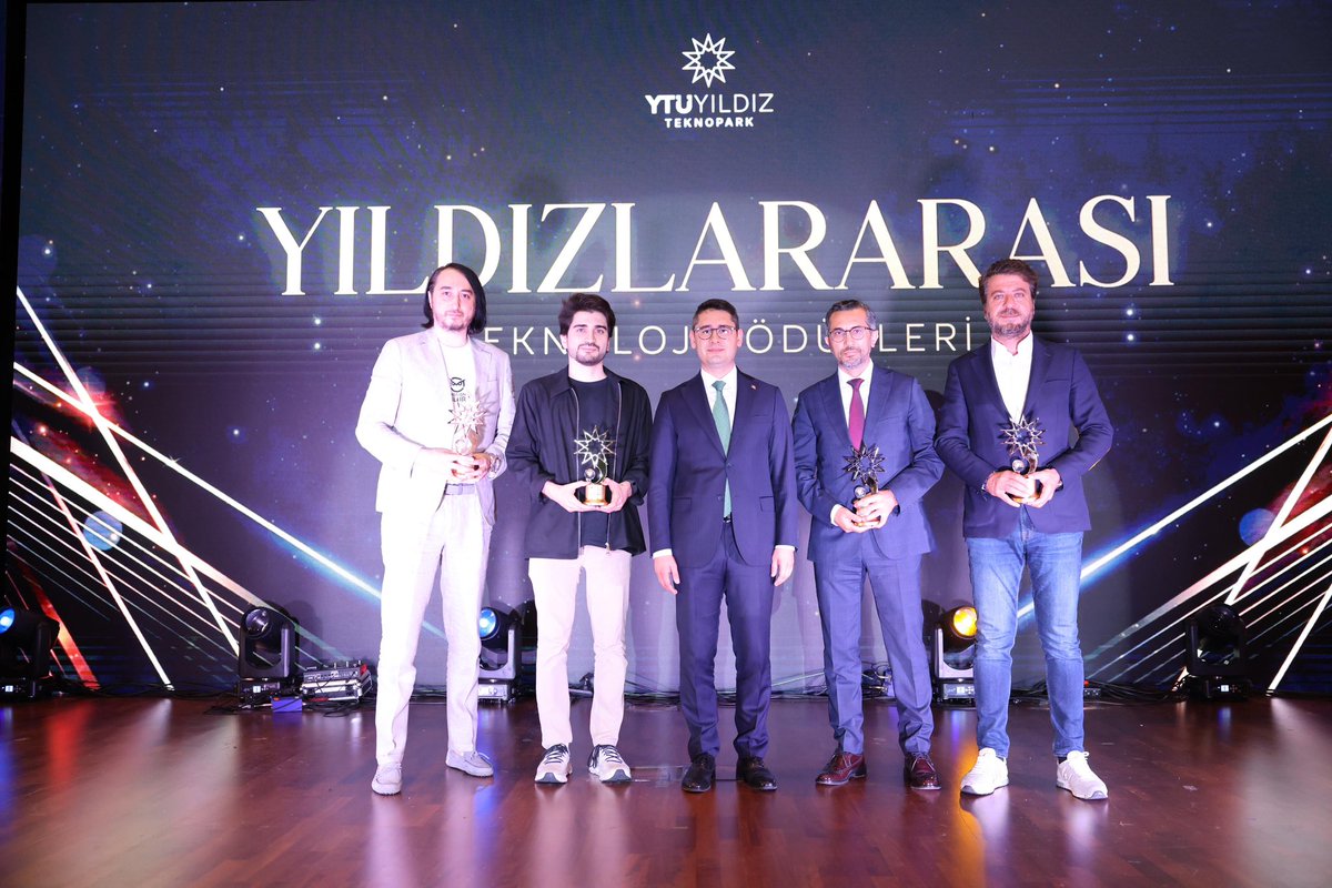 mkgonullu's tweet image. 📍Yıldızlararası Teknoloji Ödülleri | YTÜ Yıldız Teknopark

#TürkiyeYüzyılı’nın öncü gücü olan Ar-Ge ve inovasyon ekosistemimizin parlayan yıldızlarıyla bir aradaydık.

Teknoloji odaklı kalkınmanın, katma değerli üretimin ve girişimciliğin kalbi olan Teknoparklarımızda…