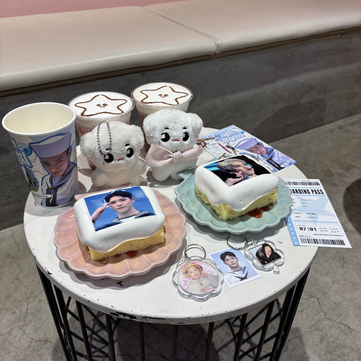히나 tweet media