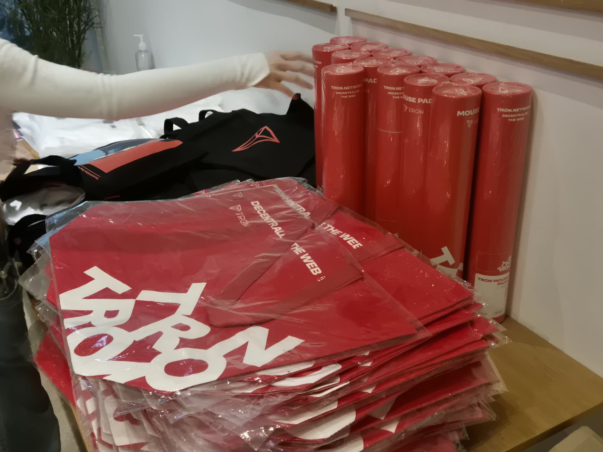 Bangkok Builders Meetup by TRONDAO
<a href="/justinsuntron/">H.E. Justin Sun 🍌</a>  <a href="/trondao/">TRON DAO</a> #TRON