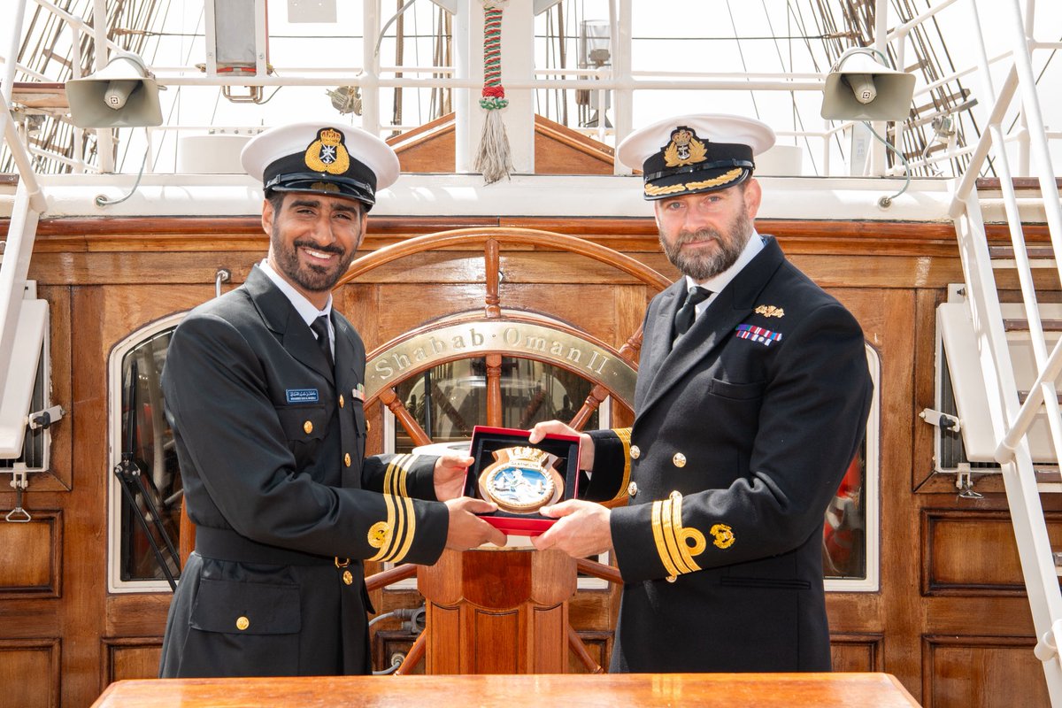 Britannia Royal Naval College (@dartmouthbrnc) on Twitter photo Proud Naval Nations… 🇬🇧🇴🇲
Strengthening ties…🤝
An inspiring exchange of
naval tradition & culture🫡⚓️
#ShababOmanII
#BRNC120
<a href="/RoyalNavy/">Royal Navy</a>
<a href="/Shabab_Oman_II/">Shabab Oman II</a>
<a href="/CaptAndyBray/">Andrew Bray</a> Proud Naval Nations… 🇬🇧🇴🇲
Strengthening ties…🤝
An inspiring exchange of
naval tradition & culture🫡⚓️
#ShababOmanII
#BRNC120
<a href="/RoyalNavy/">Royal Navy</a>
<a href="/Shabab_Oman_II/">Shabab Oman II</a>
<a href="/CaptAndyBray/">Andrew Bray</a>