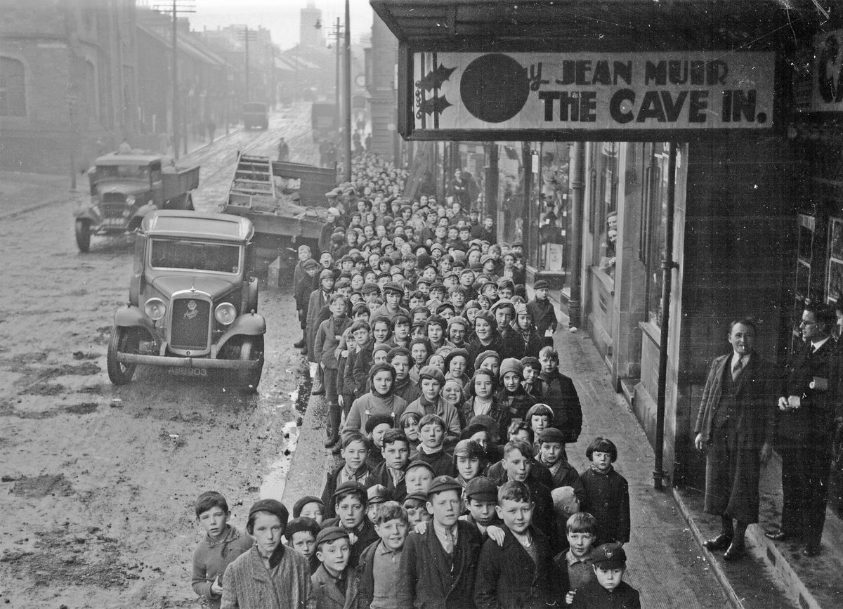 Building Self-Belief (@bsbcio) on Twitter photo Lovely to visit the fantastic staff & children at South Stanley Junior School last week as part of our <a href="/KarbonHomes/">Karbon Homes</a> Celebrating Stanley project. π
Hereβs a picture of children in Stanley queuing to visit the local cinema.
Can you work out the year, film & cinema name? Lovely to visit the fantastic staff & children at South Stanley Junior School last week as part of our <a href="/KarbonHomes/">Karbon Homes</a> Celebrating Stanley project. π
Hereβs a picture of children in Stanley queuing to visit the local cinema.
Can you work out the year, film & cinema name?