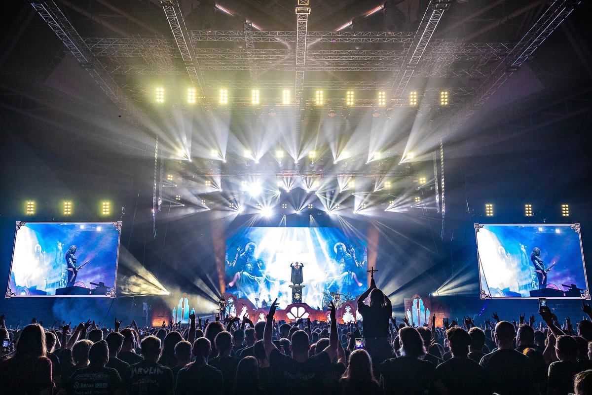 Dziękuję, Polska! Yesterday’s metal mass in Łódź was wild - it’s always a pleasure to return to Poland! This week, the Summer Of The Wicked continues at two amazing festivals: Rockmaraton in Hungary and Rockharz Festival in Germany! #powerwolf #heavymetal