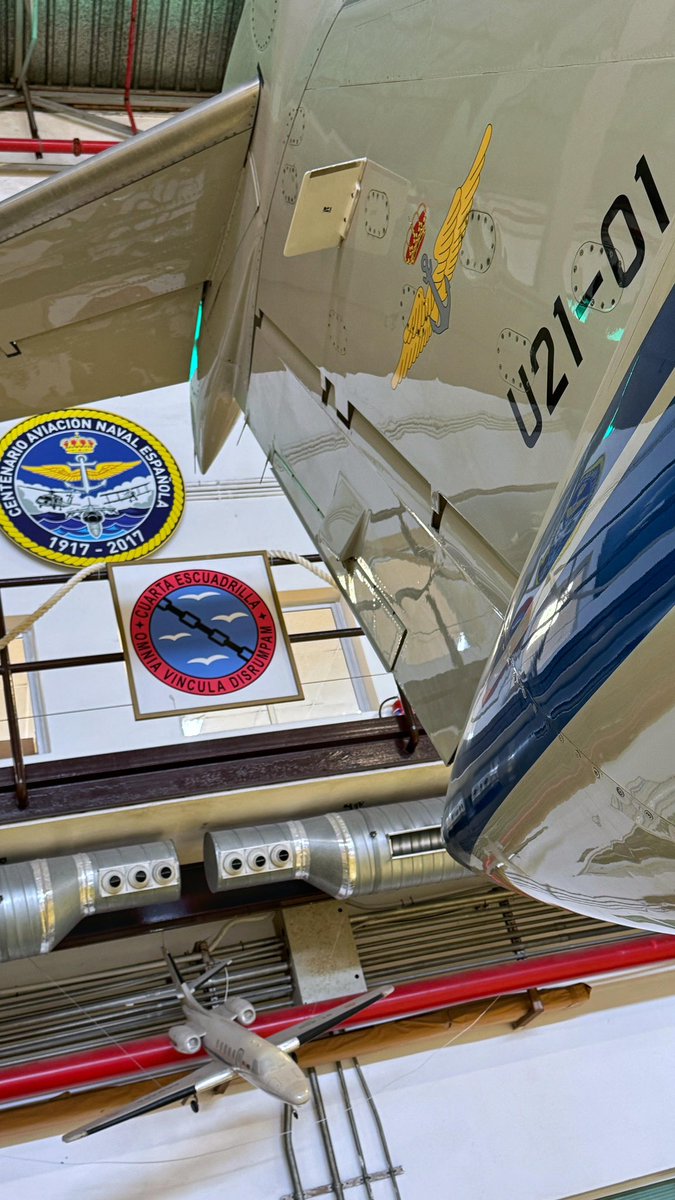 Hoy hemos venido a ver qué se cuece en la Cuarta Escuadrilla de la FLOAN. Muy pronto nueva entrada en el blog! <a href="/Cuoresportiv0/">Dani G.M</a> <a href="/Rickspotter/">Richard Sanchez</a>