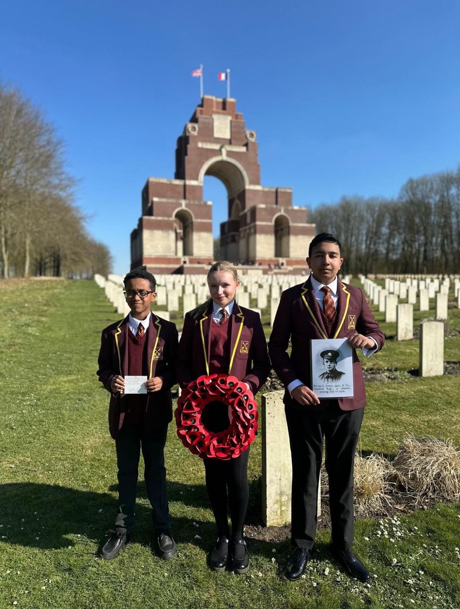 StPetersUK's tweet image. Today marks 109 years since the Battle of the Somme. Our Year 10 students visited the Thiepval Memorial, honoring 72,173 missing soldiers. Lillie, Eyob, and Harris laid a wreath for Scott Raftery's ancestor, Private John Atkin. #RememberingWWI #LestWeForget