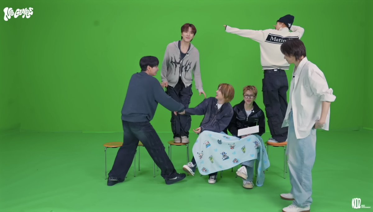 0201220l's tweet image. 참 한결같다