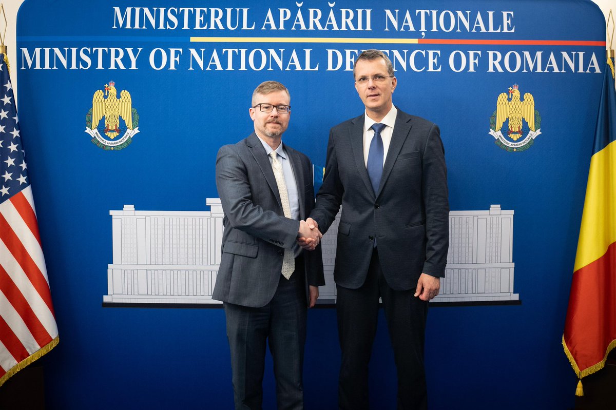 USAmbRO's tweet image. Today, I spoke with Deputy Prime Minister and Minister of Defense @IonutMosteanu about deepening our defense partnership. Together, we support NATO’s security along the Eastern flank. #StrategicPartnership #StrongerTogether 🇺🇸🇷🇴