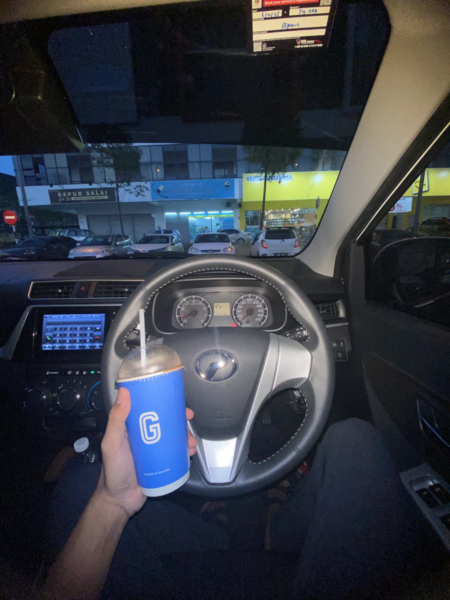 Anyone Orang Melaka ? Jom Meet Lepak..otw dah ni..Jumpa nanti 🍑🍌🍑🍌