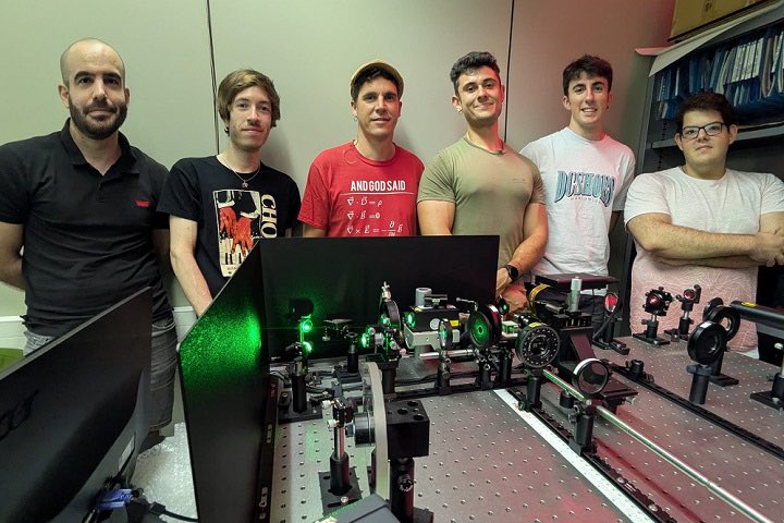 El <a href="/GHPO_UA/">Group of Holography and Optical Processing</a> de la Universidad de Alicante diseña lentes multifocales más precisas gracias a la inteligencia artificial
web.ua.es/es/actualidad-…