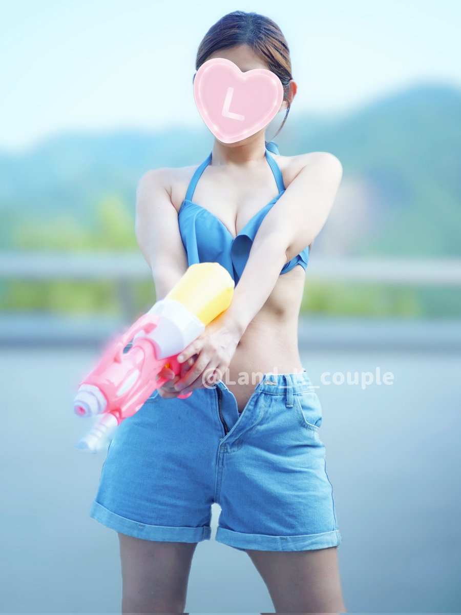 水着×ショーパンって元気っ娘感出ますよね😆💕

今日もお疲れ様でした✨