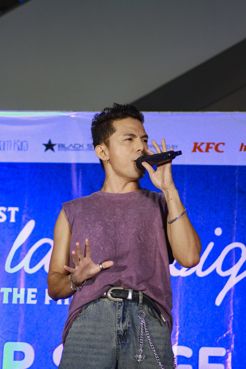 PHP JP | | Fête de la Musique

Loving the hair and the style🤟
📌Farmers Plaza, Cubao

PRESS HIT PLAY AT FETE PH 
#PHP #PHPatFetePH31 
#FetePH2025 #PHP_JP <a href="/PressHitPlay/">Press Hit Play Official</a>