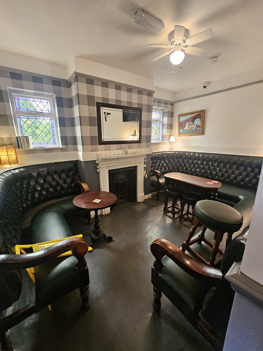 The Crown Inn, Stockport tweet media