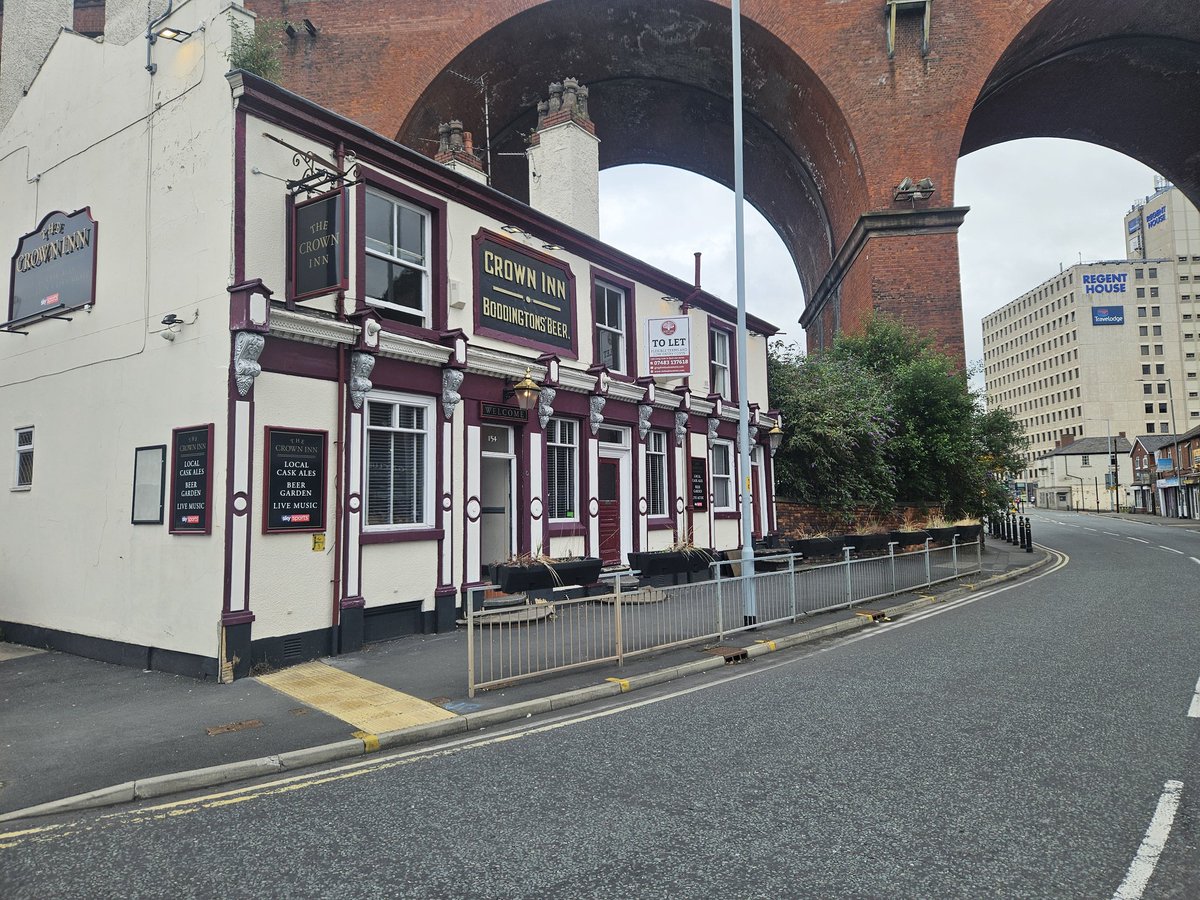 The Crown Inn, Stockport tweet media