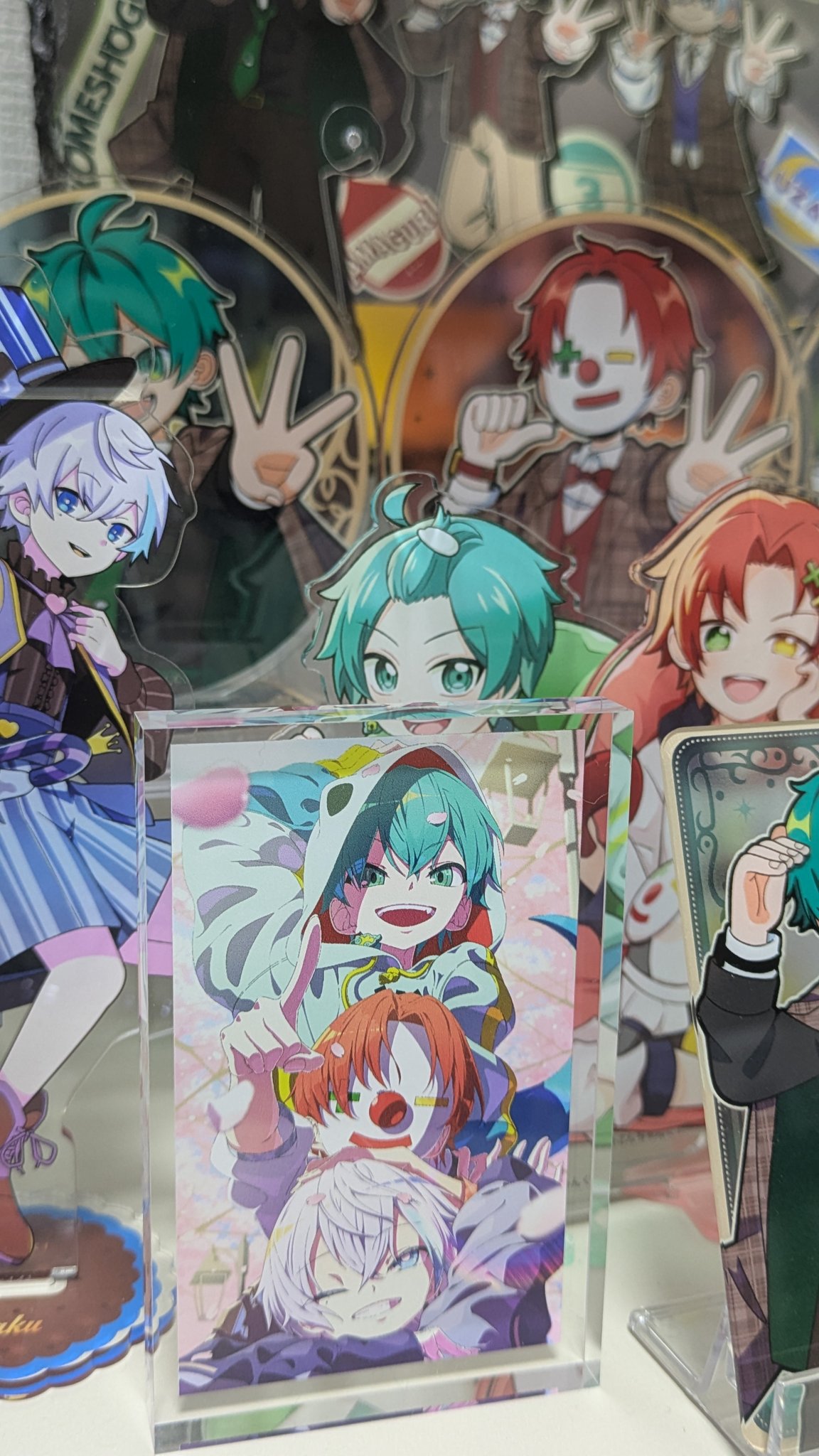 き*こ様 さんちゃんく！ahamo 書き下ろしアクリルブロック さんちゃんく！ ×ahamoキャンペーン アクリルブロック - メルカリ
