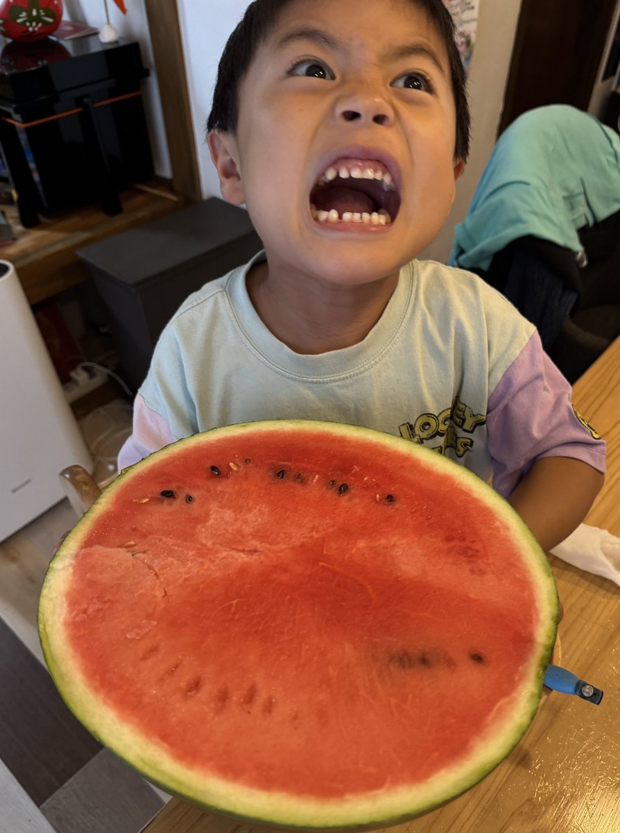 7月です🍉

今月もよろしくお願いします‼️

下半期スタート💨