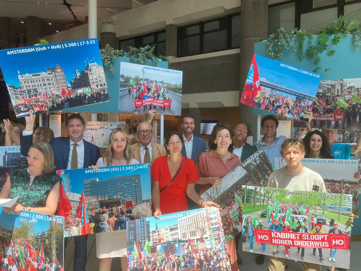 Vanmiddag heeft FNV Onderwijs en Onderzoek het manifest ‘Gevolgen onderwijsbezuinigingen erger dan verwacht’ aangeboden aan leden van de commissie <a href="/OCW_TK/">Vaste Commissie OCW Tweede Kamer</a>.