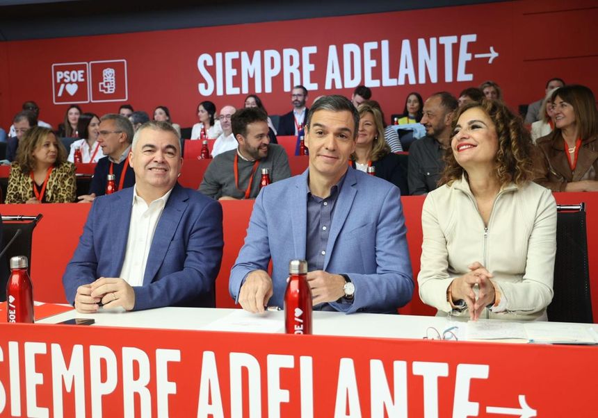 Abalos, Santos Cerdan, Bolaños. Toda la cúpula del gobierno bajo riesgo de imputación o investigada como organización criminal. 
Sánchez está acorralado en un #PSOE podrido de corrupción.

Necesitamos herramientas de control para fiscalizar el Regimen del 78 hasta su desaparición