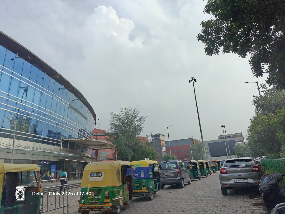 1st July NO ACTION by <a href="/DCPDwarka/">DCP/Dwarka, Delhi</a> 37 complaints..illegal auto stand parking Dwarka sec 21 metro station.   <a href="/dtptraffic/">Delhi Traffic Police</a> <a href="/DCPDwarka/">DCP/Dwarka, Delhi</a> <a href="/DelhiTrafficPol/">Delhi Traffic Police</a> <a href="/DCP_DelhiMetro/">DCP Metro Delhi</a> <a href="/gupta_rekha/">Rekha Gupta</a> <a href="/CMODelhi/">CMO Delhi</a> <a href="/narendramodi/">Narendra Modi</a> <a href="/PMOIndia/">PMO India</a> <a href="/CISF_Delhimetro/">CISF Delhi Metro</a> <a href="/DelhiPoliceCom1/">Delhi Police Commissioner</a> <a href="/dwarkasvoice/">Dwarkacitizens</a>
Dwarka traffic police