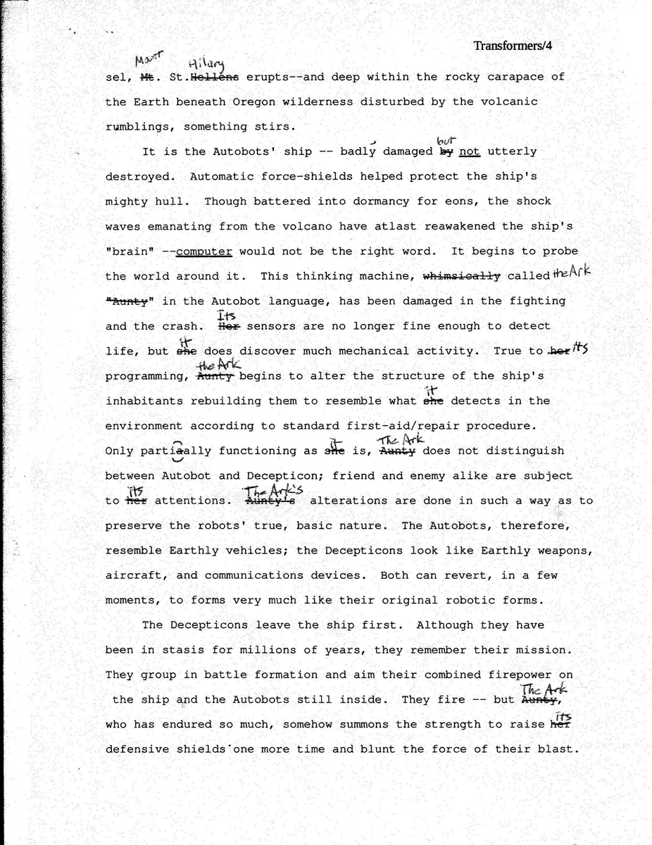 crazy ass moments in Transformers history🏳️‍🌈 tweet media