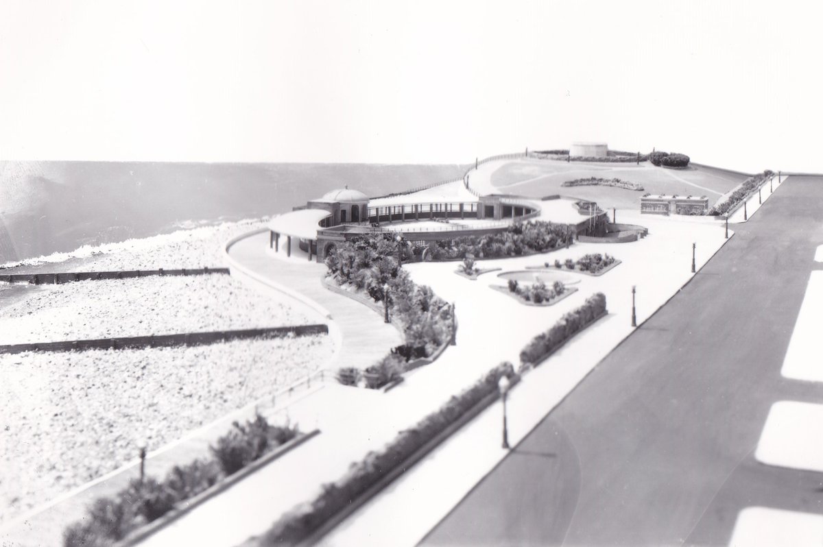 davidjohnlund's tweet image. Chapter 4 of my book Model Britain looks at models that captured future visions of leisure during the 20th C. First up is this lovely model made by Thorp in 1934 of an unbuilt proposal for Eastbourne bandstand.