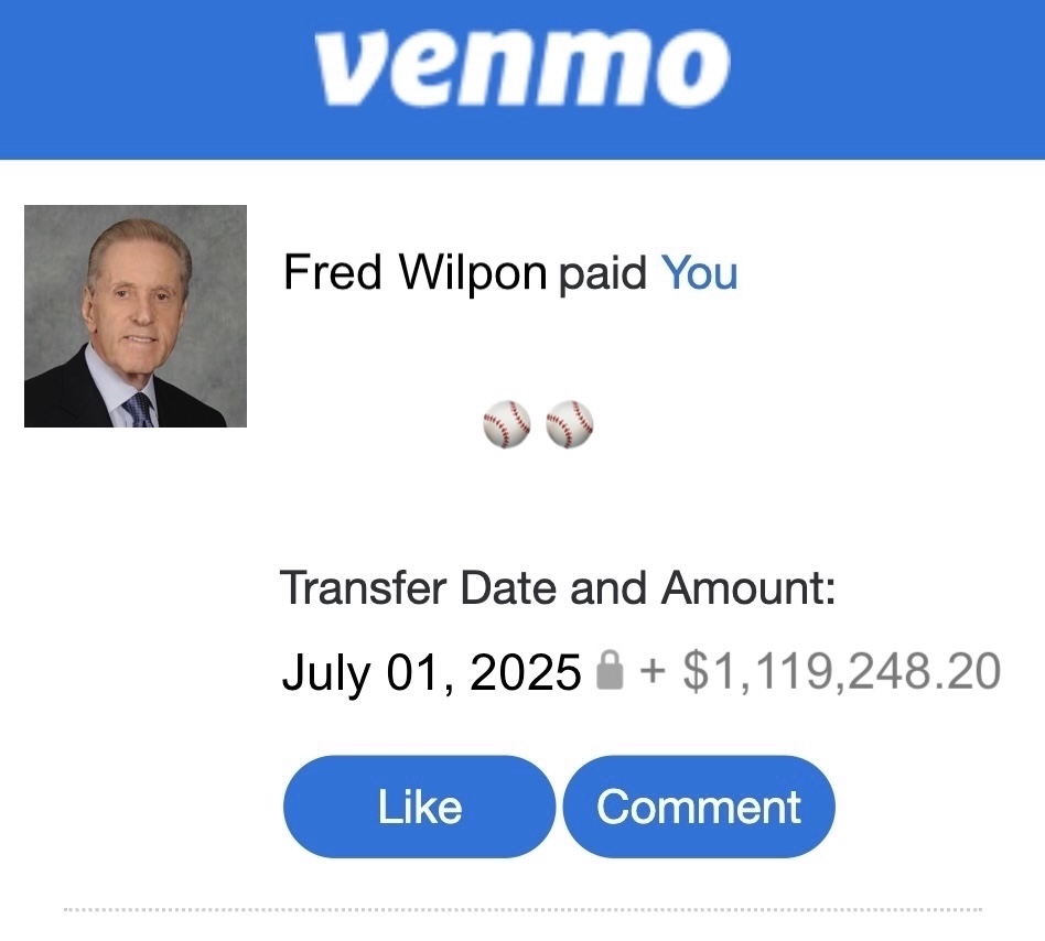 Bobby Bonilla looking at his phone this morning
